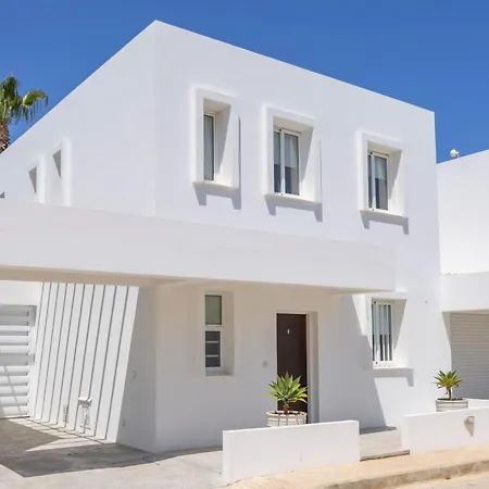 Narcissos Seaside 3 Villa