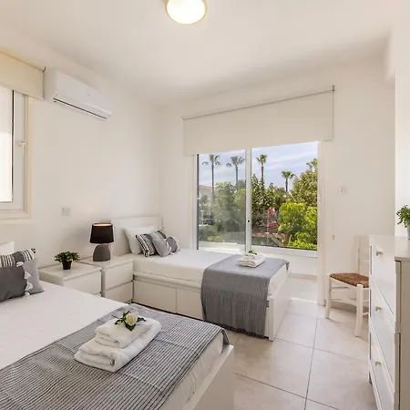 Villa Narcissos Seaside 3