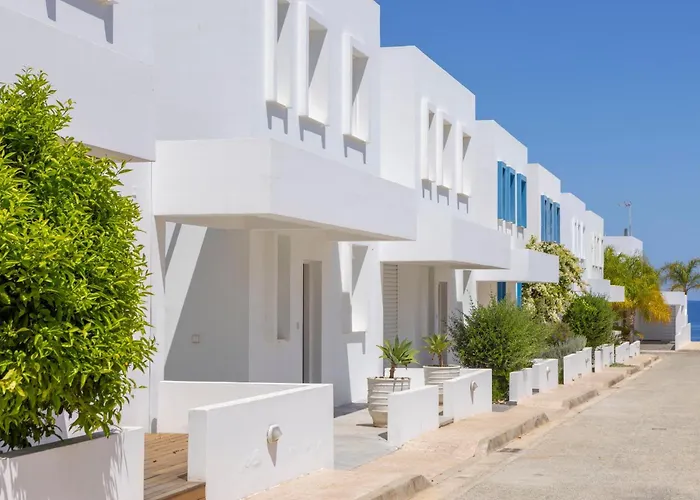 Narcissos Seaside 3 Вилла *