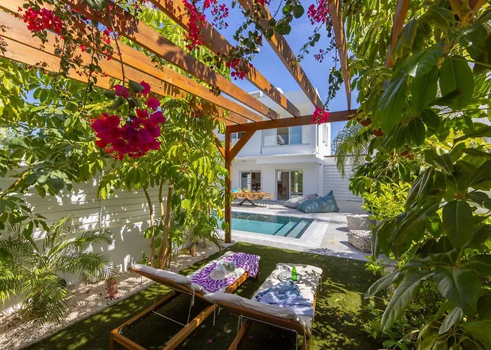 Vila Narcissos Seaside 3 *